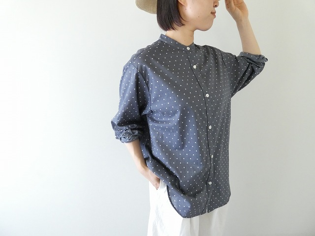 dots band collar shirt