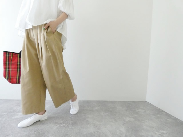 ウエストタックワイドパンツ