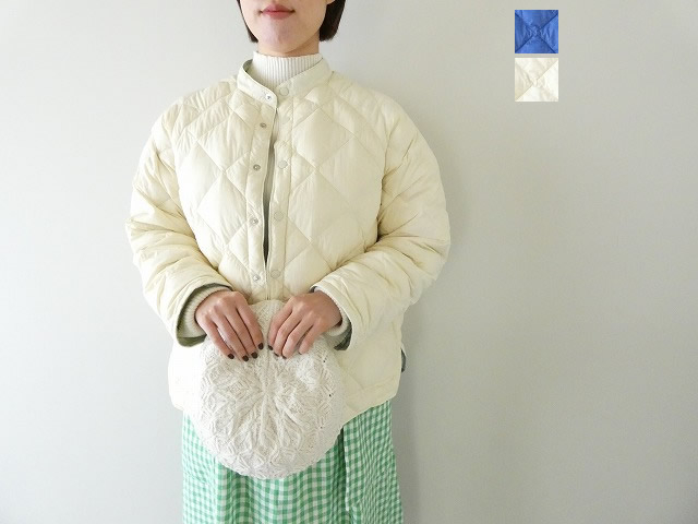 ナイロンダウンリバーシブルスタンドジャケット