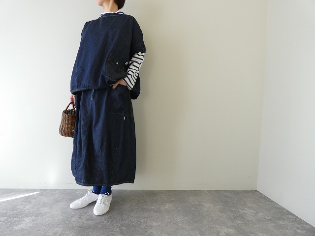 Girl'sライトオンスデニム斜めポケット・裾ダーツスカート