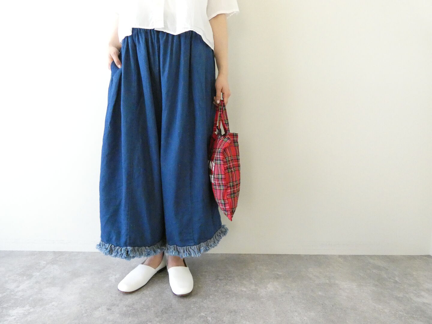 RECONSTRUCTION フリルデニムパンツ